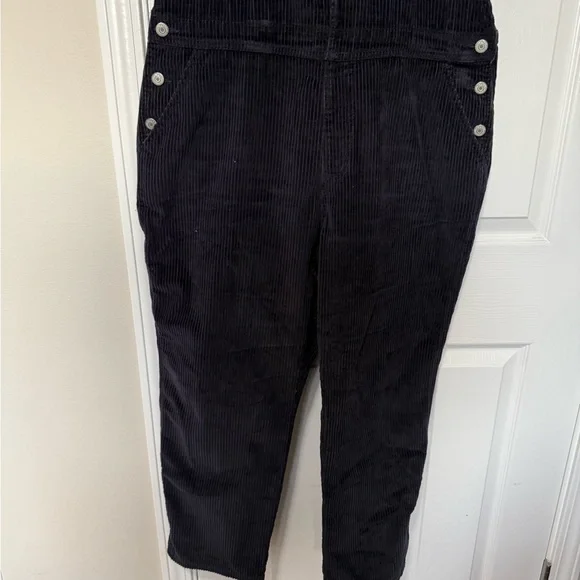 Old Navy Women’s Navy Blue Corduroy Overalls EUC Size 14P - Picture 2 of 12